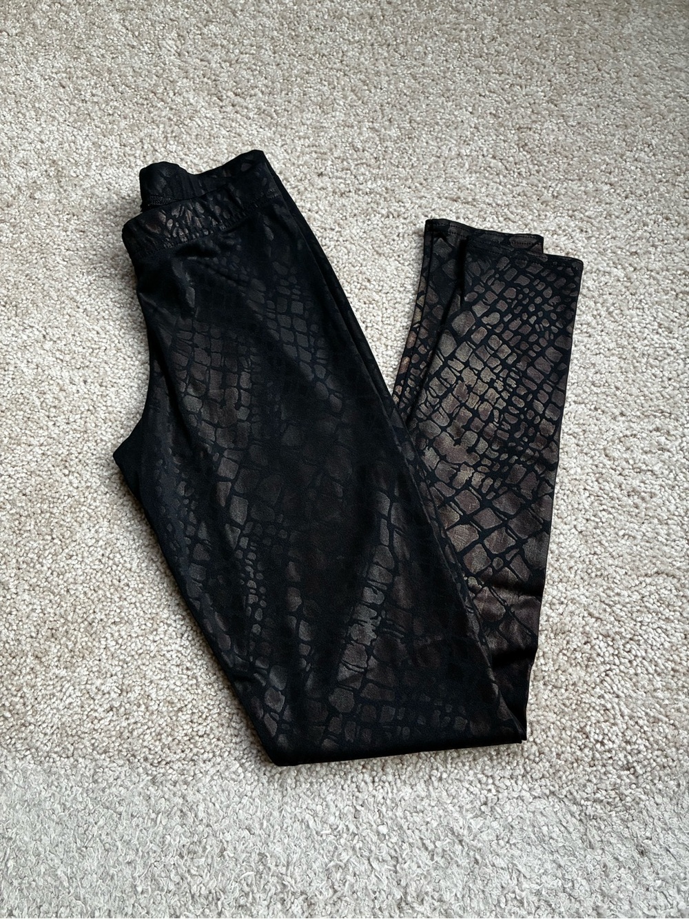 Blackmilk snakeskin leggings